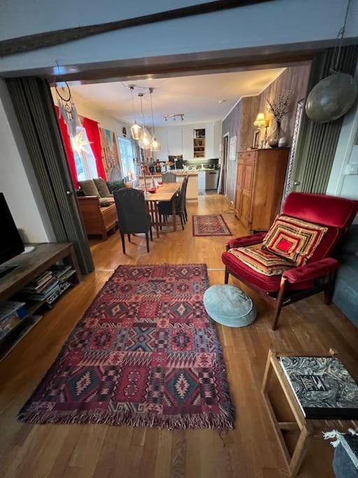 In The Heart Of The Aurora Borealis - Tromso City Extérieur photo